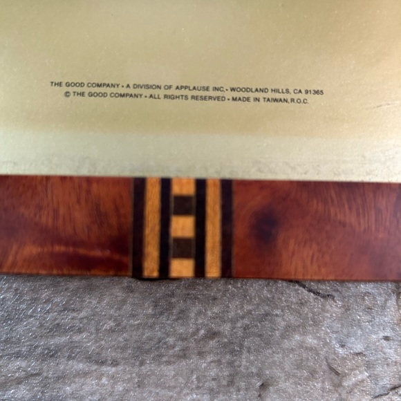 The Good Company inlaid wood frame - Picture 3 of 6